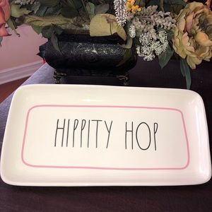 Rae Dunn hippity Hop